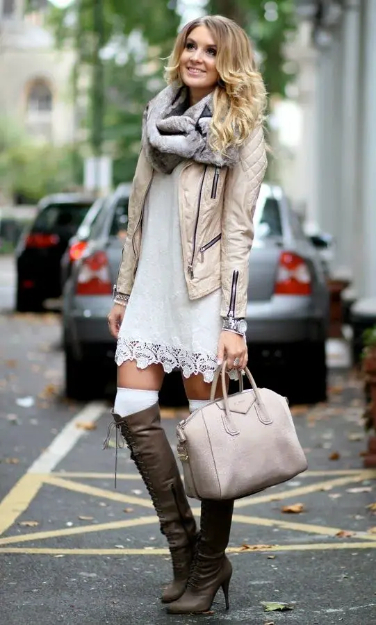28 Trendy Winter Outfit Ideas with Boots