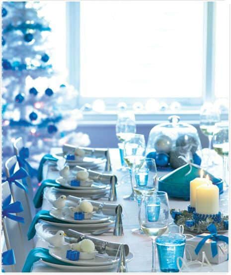 37 Dazzling Blue and Silver Christmas Decorating Ideas