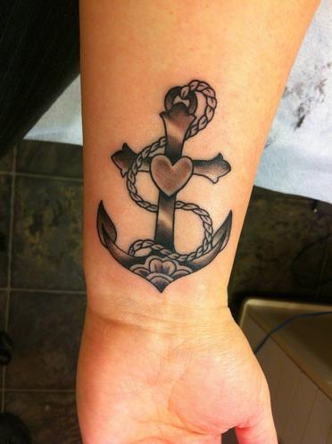 28 Cute Anchor Tattoo Designs