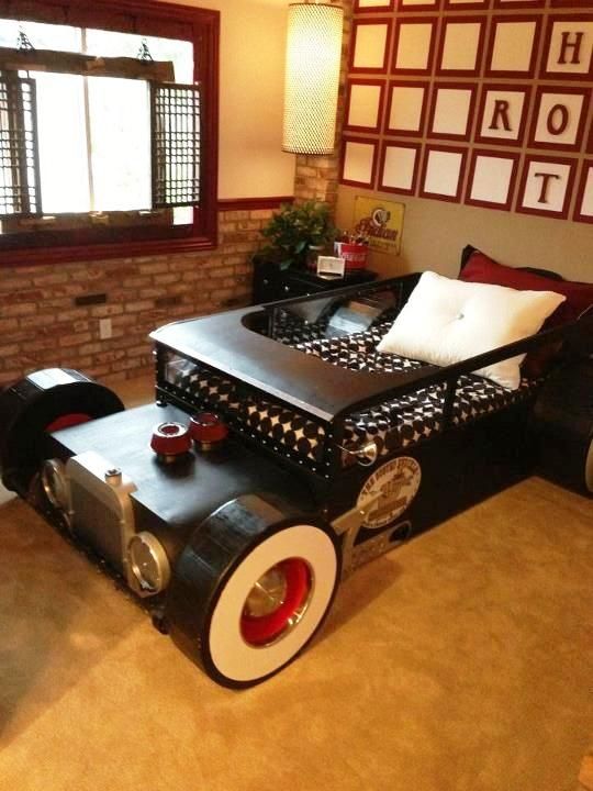 35 Clever Ideas For Using Car Parts As Home Decor