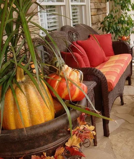 fall-front-porch-ideas11