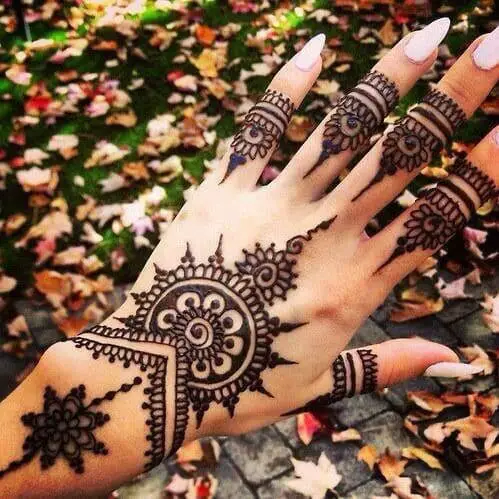 hand-henna-tattoo-designs24