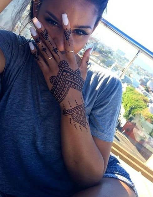 hand-henna-tattoo-designs26