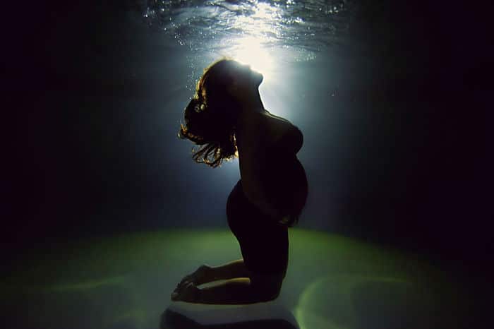 underwater-maternity-photography12