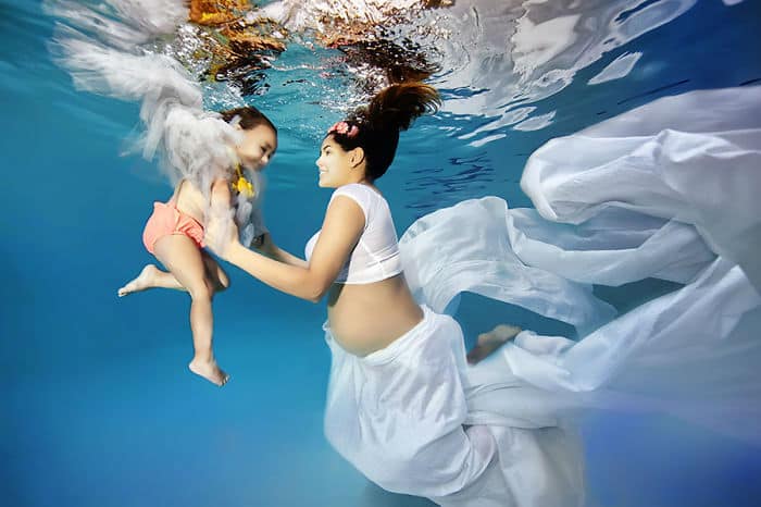 underwater-maternity-photography13