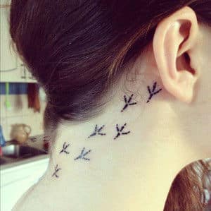 behind-the-ear-tattoos41