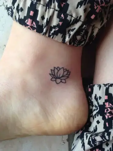 43 Attractive Lotus Flower Tattoo Designs