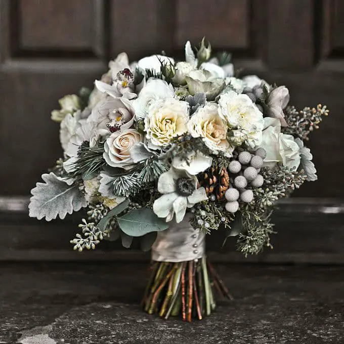 winter-bride-wedding-bouquet04