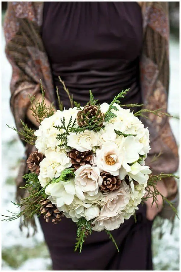 winter-bride-wedding-bouquet18