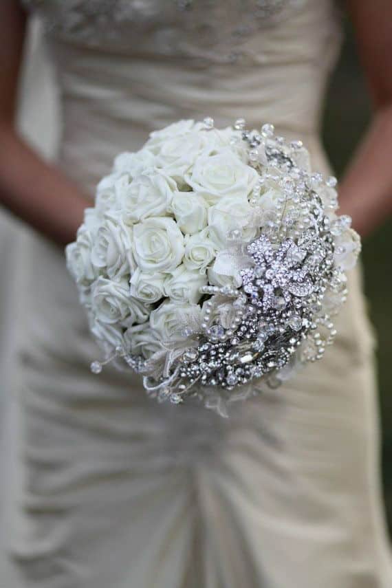winter-bride-wedding-bouquet27