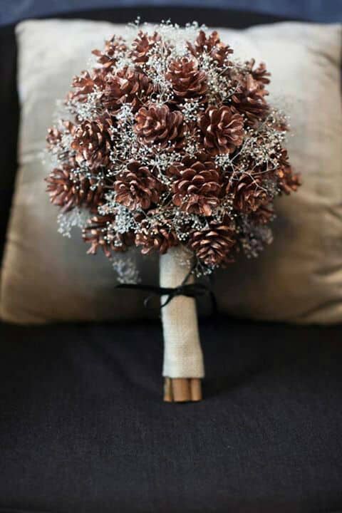 winter-bride-wedding-bouquet34
