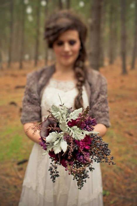 winter-bride-wedding-bouquet35