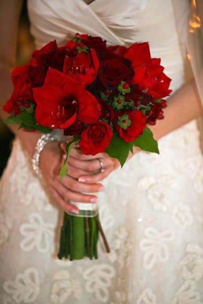 winter-bride-wedding-bouquet43