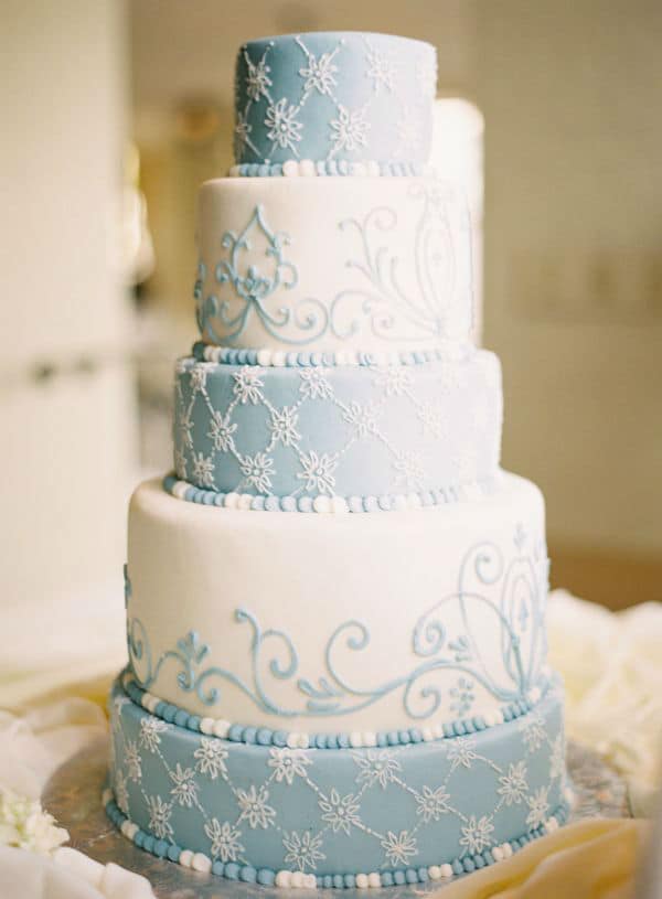 blue-white-winter-wedding-decoration17