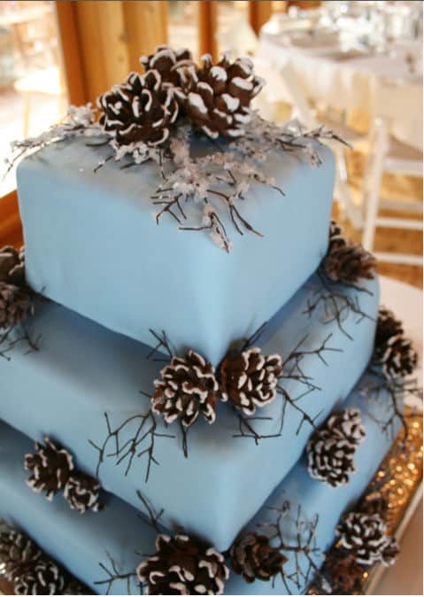 blue-white-winter-wedding-decoration29