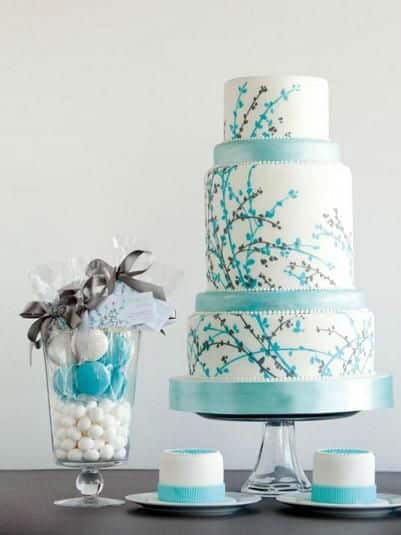 blue-white-winter-wedding-decoration36