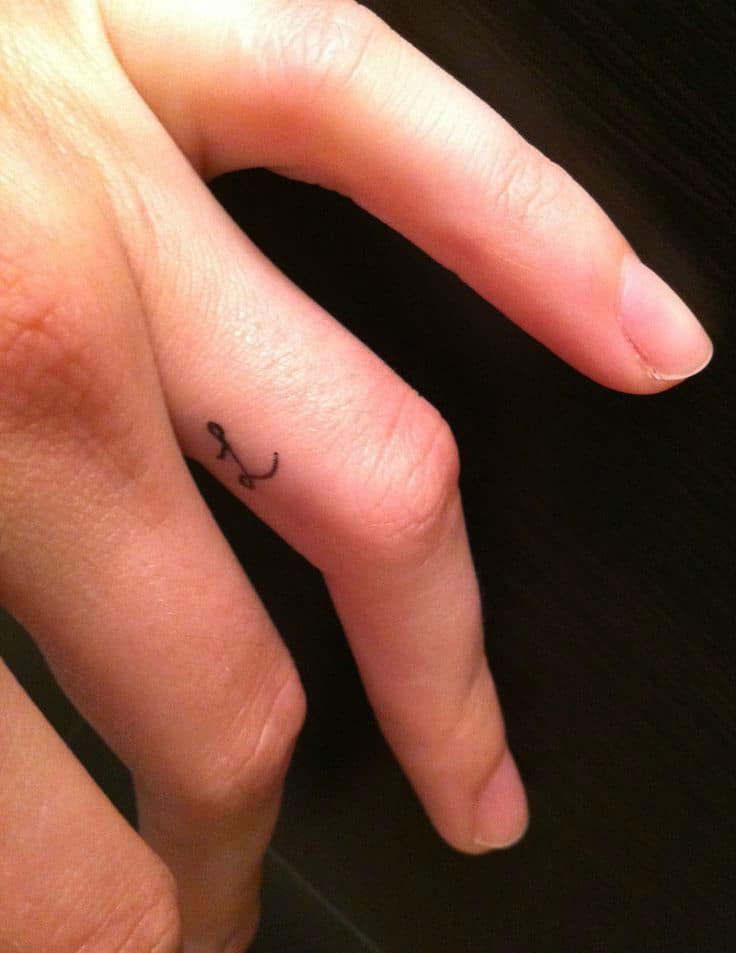 inner-finger-tattoo01