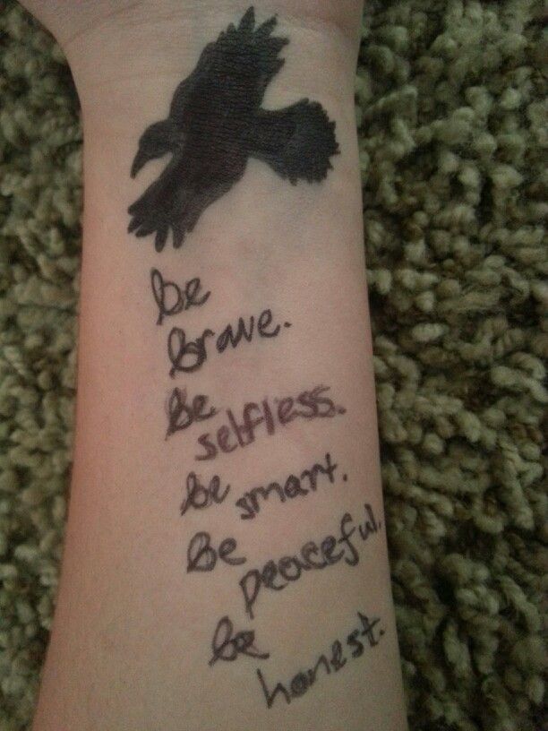 crow-raven-tattoo-design-ideas44