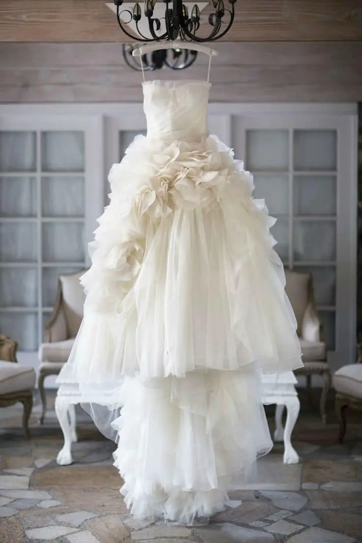 fluffy-wedding-dress09