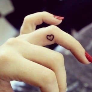 love-themed-tattoo-valentine-heart205