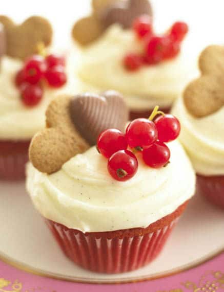 valentine-cupcake-heart170