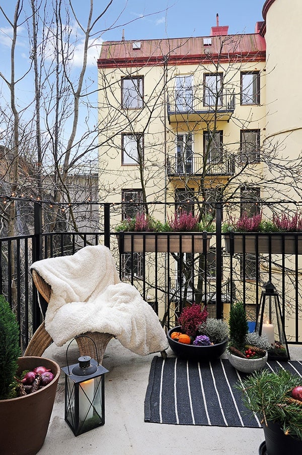 52 Smart Decorating Ideas for Small Balcony 52 Smart Decorating Ideas for Small Balcony