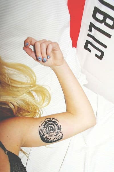 shell-tattoo-sea-design247