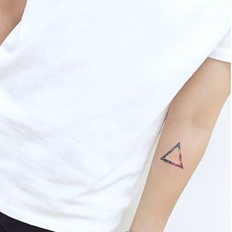 Minimalism 3D Triangle tattoo   Tattoo   Pinterest  Tatuaje de  triangulo Tatuaje triangular Tatuajes