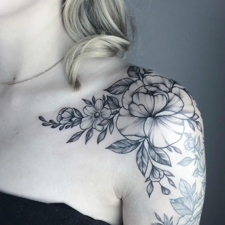 Yarina’s Black and Gray Nature Tattoos