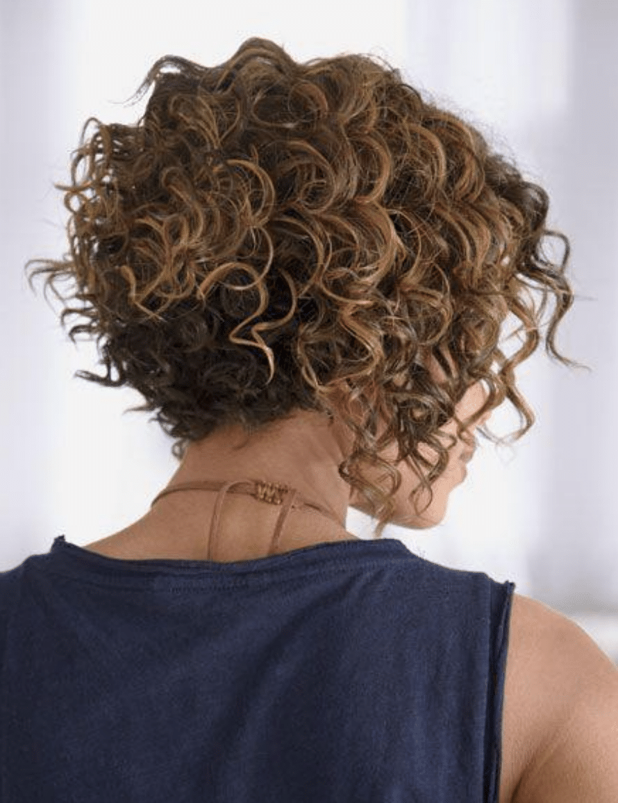 Top 30 Flawless Short Curly Hairstyles for Round Faces