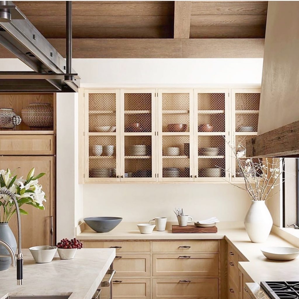 20 Cozy Kitchen Designs with Wood Accent