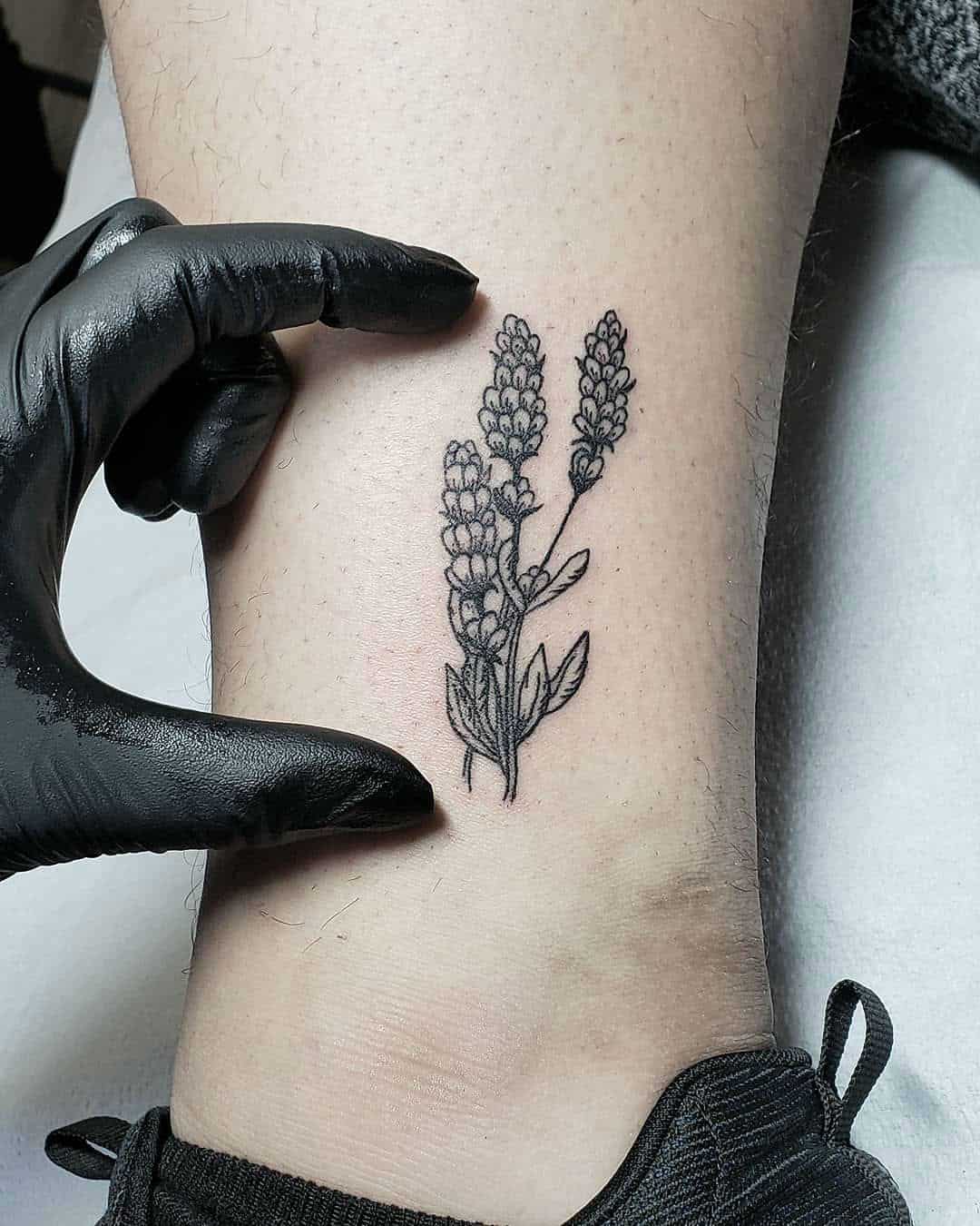 Lavenders Tattoo Complete Guide Meanings Ideas and Designs  neartattoos