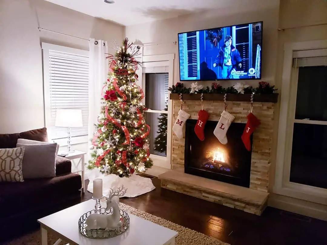 25 Stylish Christmas Decoration Ideas To Adorn Your Home – SORTRA