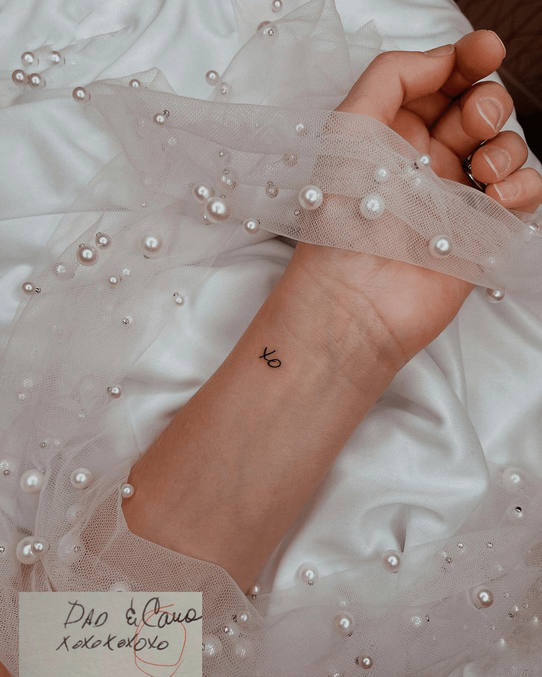 small xo lettering tattoo design for girls
